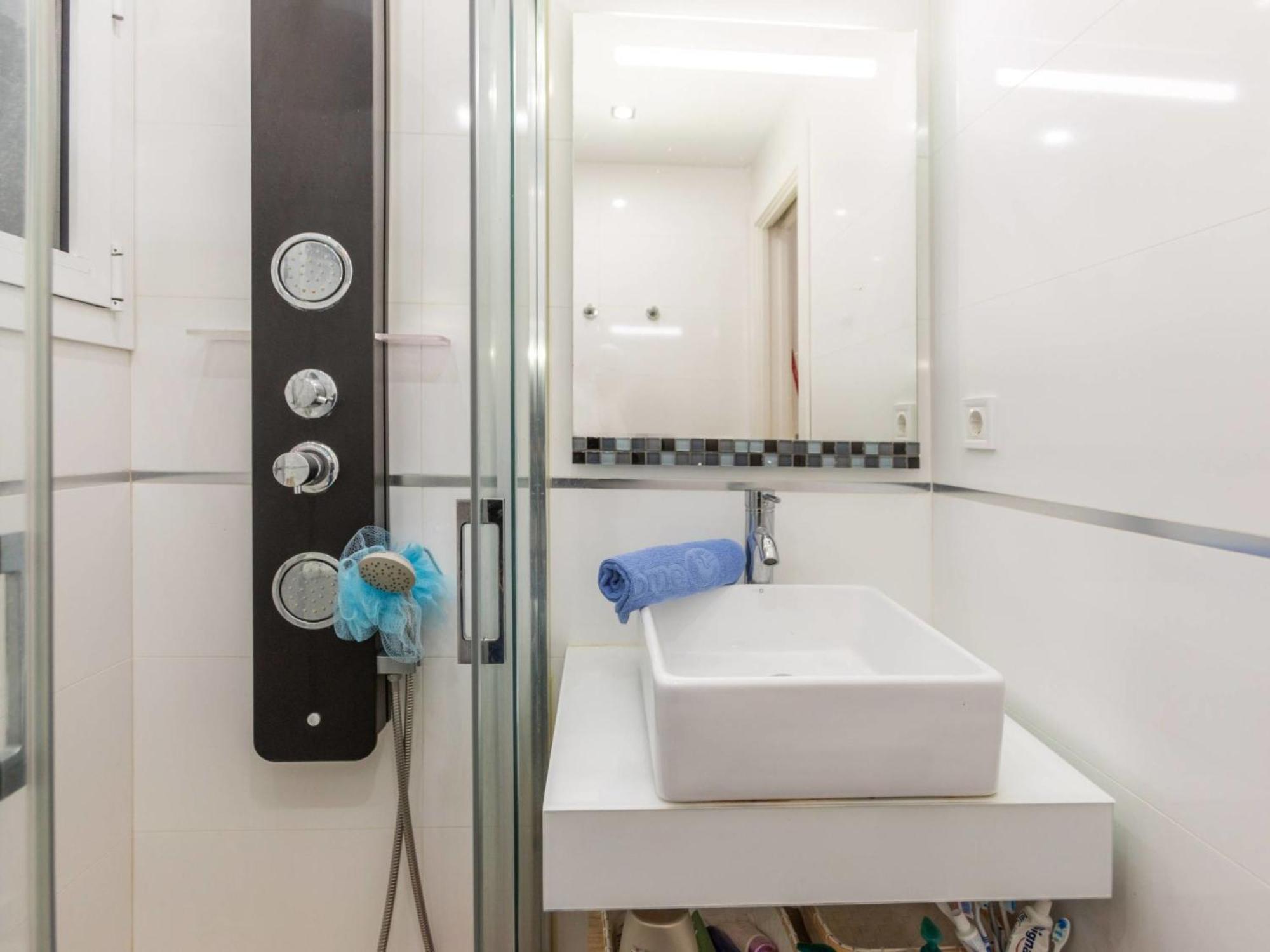 Leon By Interhome Appartement Lloret de Mar